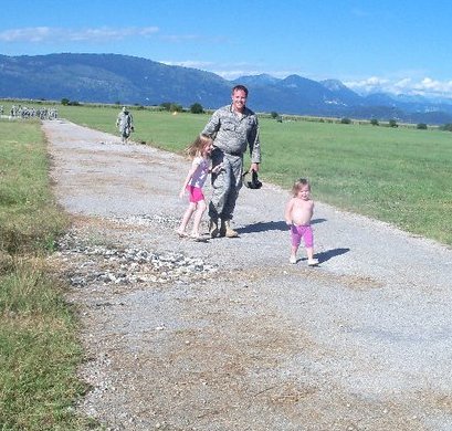 airborne father and children embarrassing military moments