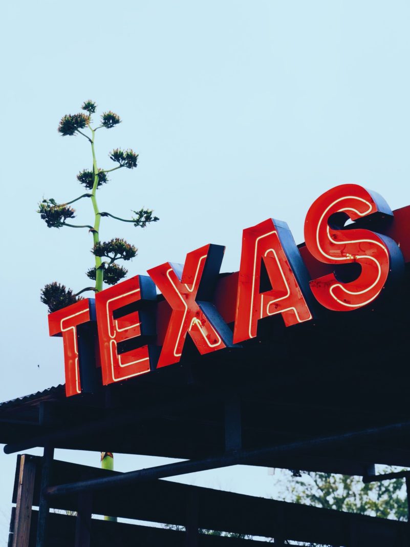 Texas neon sign