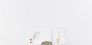 Minimalist office