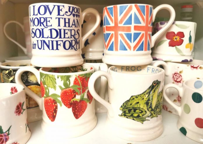 miscellaneous mugs