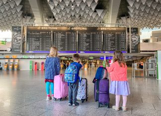 Traveling Kids