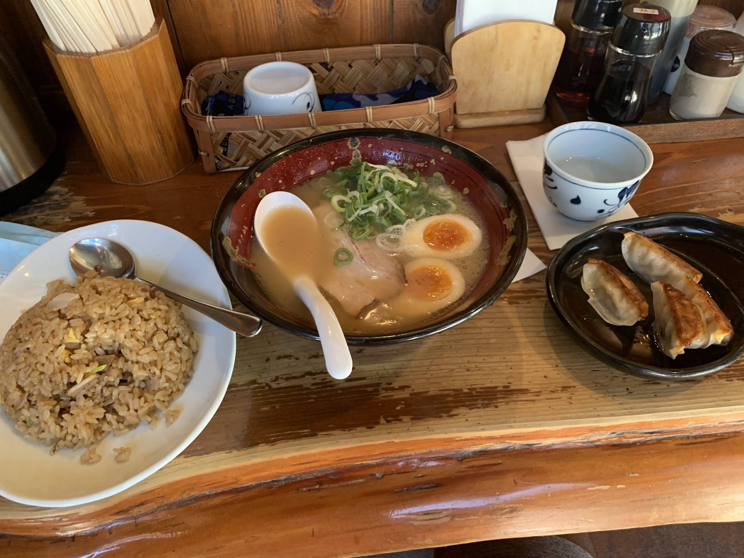 traditional japanese style ramen