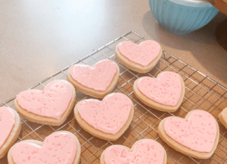 Royal Icing Sugar Cookies Cooling