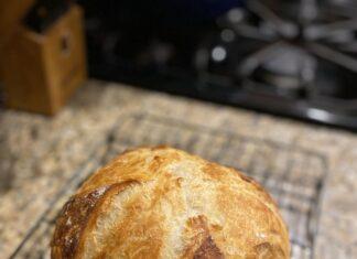 How Learning Sourdough Taught Me to Slow Down