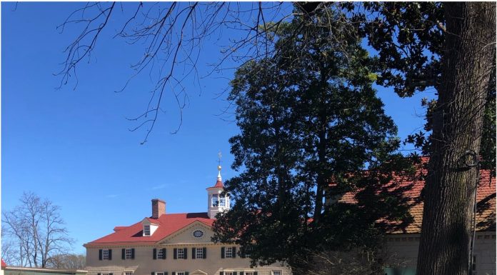 Mount Vernon entrance with children in foreground - Remembering President's Day
