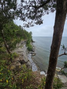 View of cliffs along Lake Ontario
