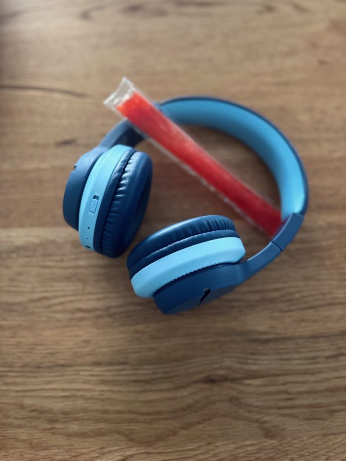Screen Time Without the Guilt: Podcasts Kids Love This Summer